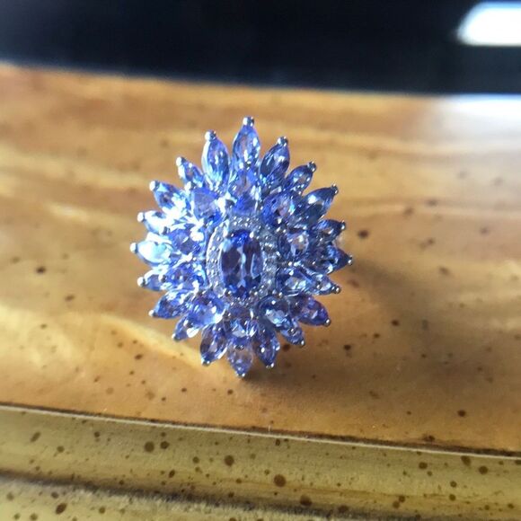 Natural Tanzanite Sterling Silver Cocktail Ring Size 7 - Picture 10 of 10